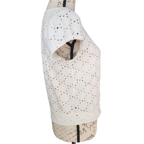 American Eagle Ladies Size Large White Eyelet Lace Knot Twist Top - Picture 4 of 6